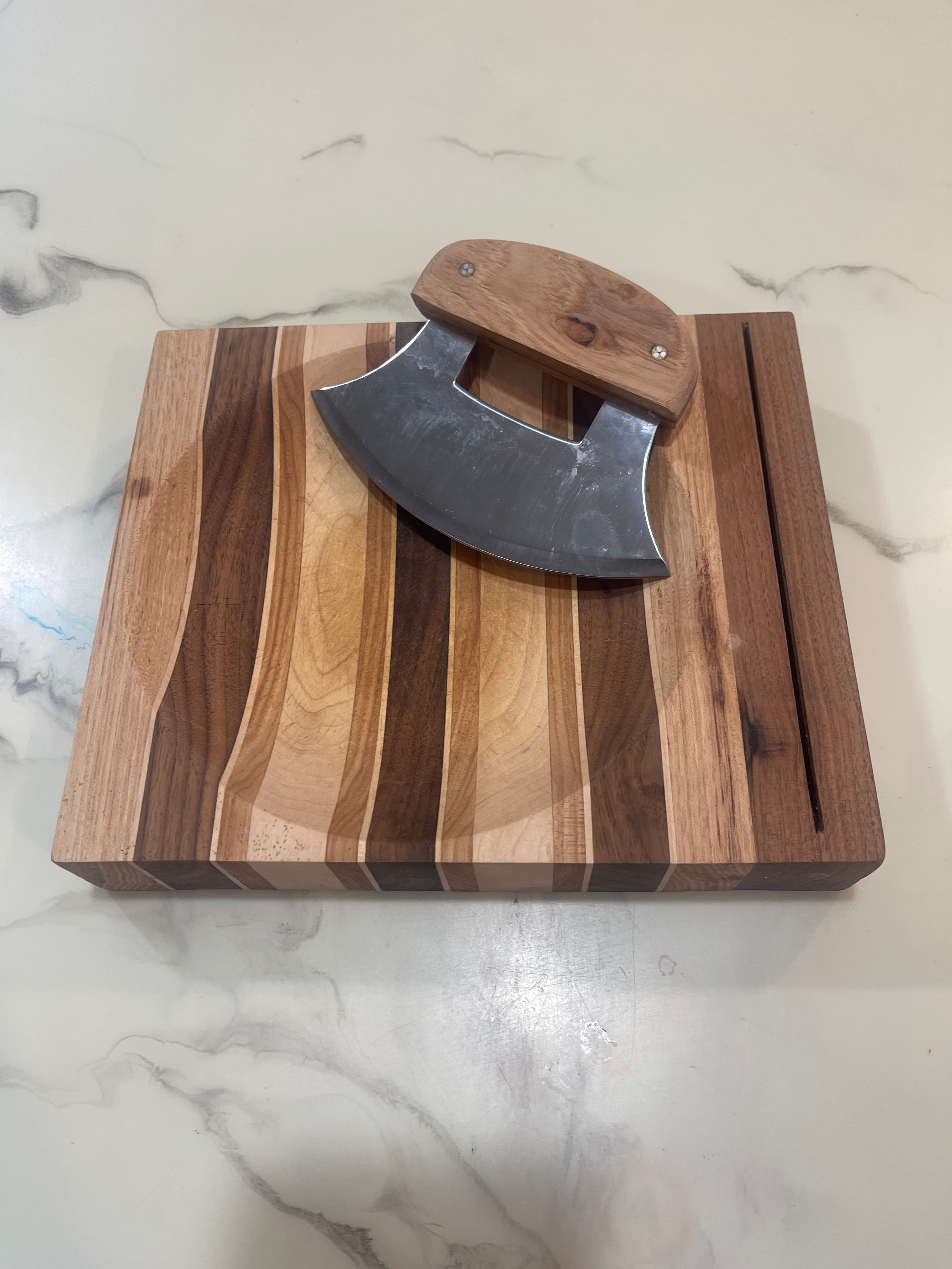 Alaskan Ulu Knife & Cutting Board Set